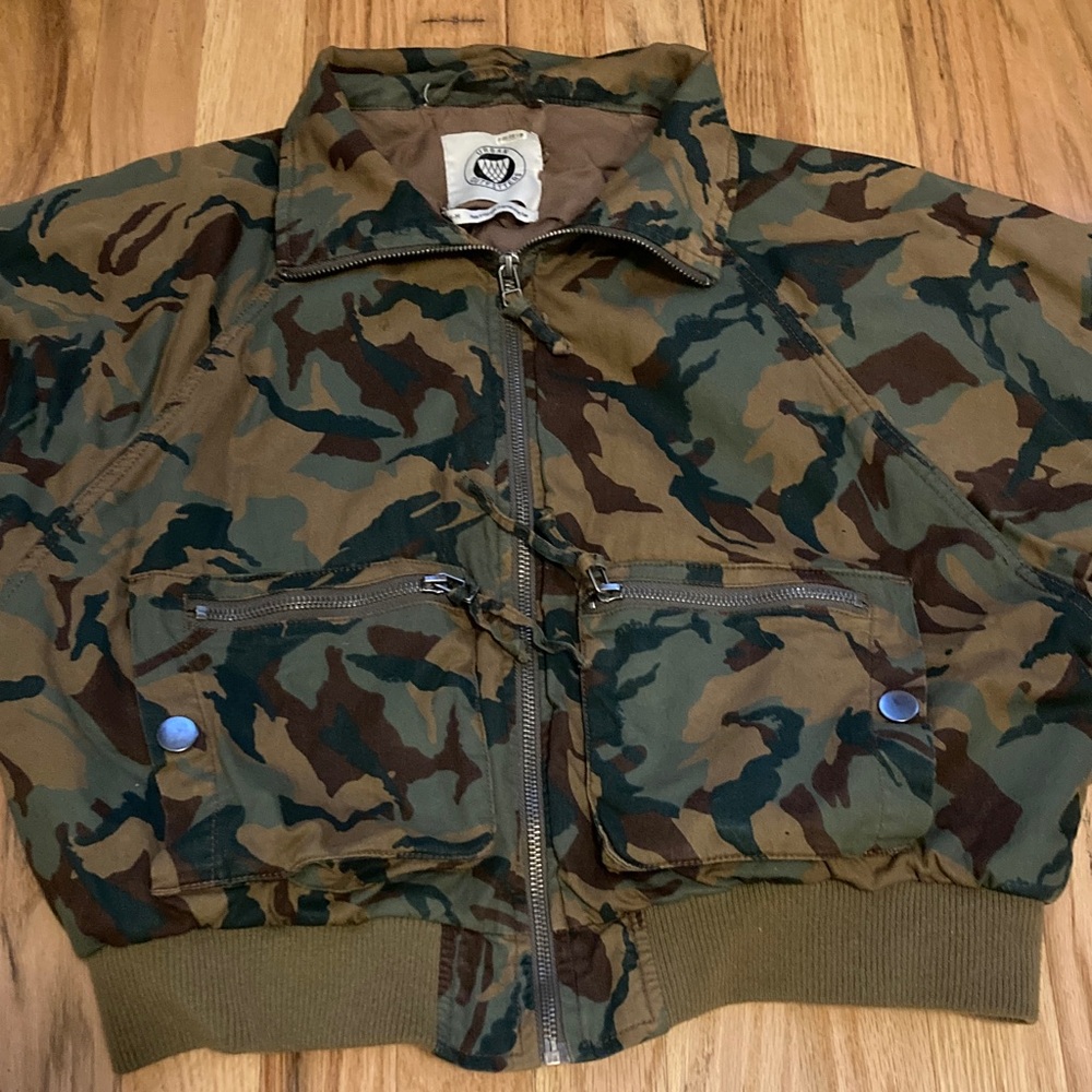 Urban Outfitters Camouflage Jacket - Picture 7 of 12